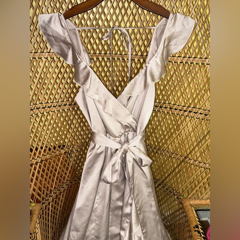 Show Me Your Mumu Samantha Ruffle Wrap Dress Size XS - Picture 13 of 16